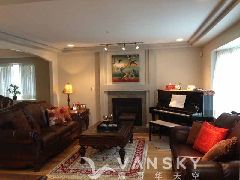 230126122310_living room 3.JPG